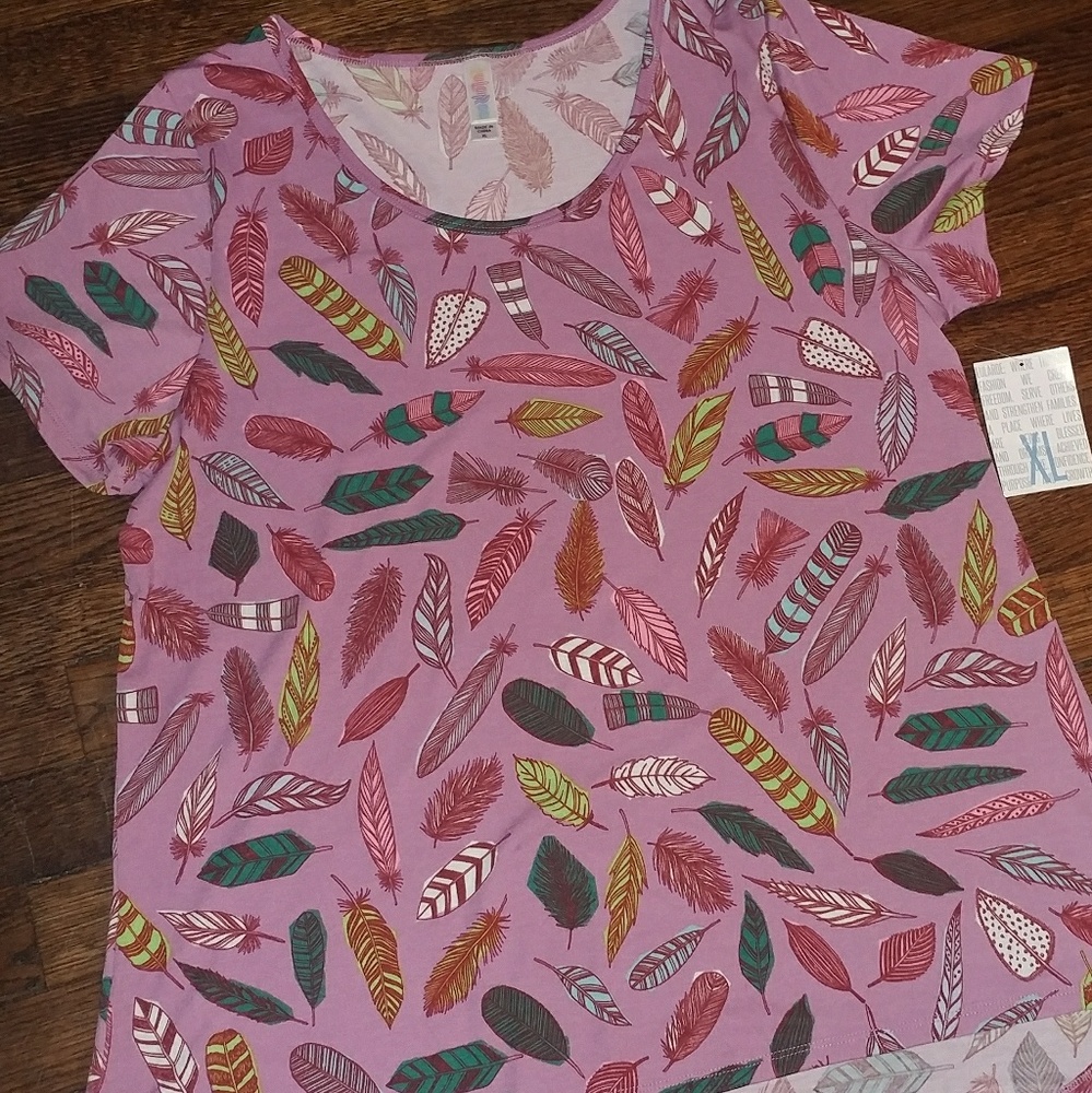 Lularoe - Xl Classic tee